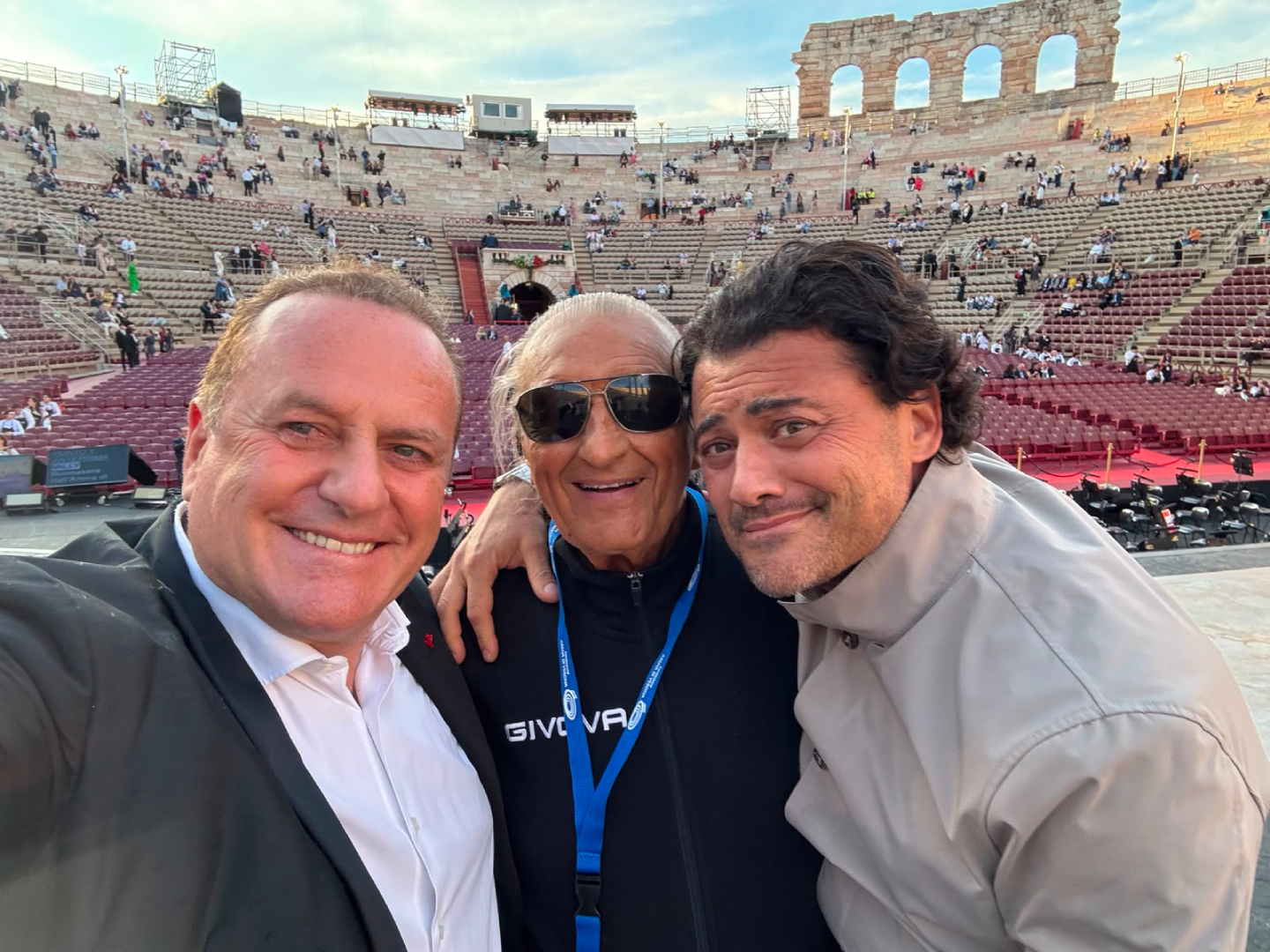 Grigolo, Renis, Morandi, Can Yaman e Ranieri ospiti di Paradise su Rai2